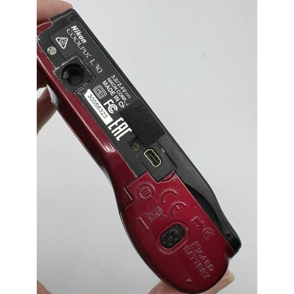 Nikon Coolpix L30 Red 20.1MP 5X Digital Camera AS IS Broken Battery Door